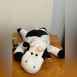LIKE NEW Ty Beanie Baby Daisy the cow